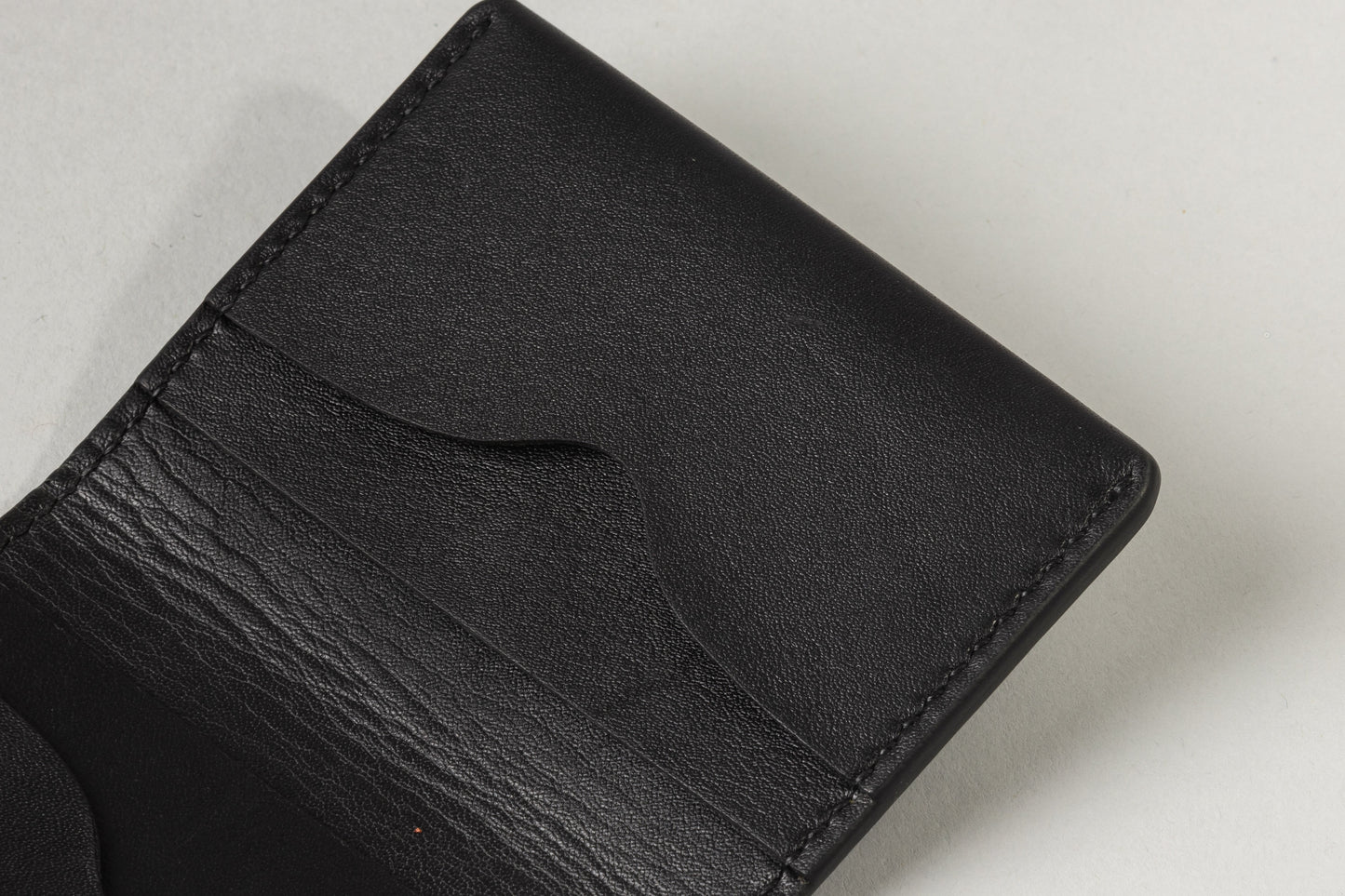 Sonder Driving Wallet Black