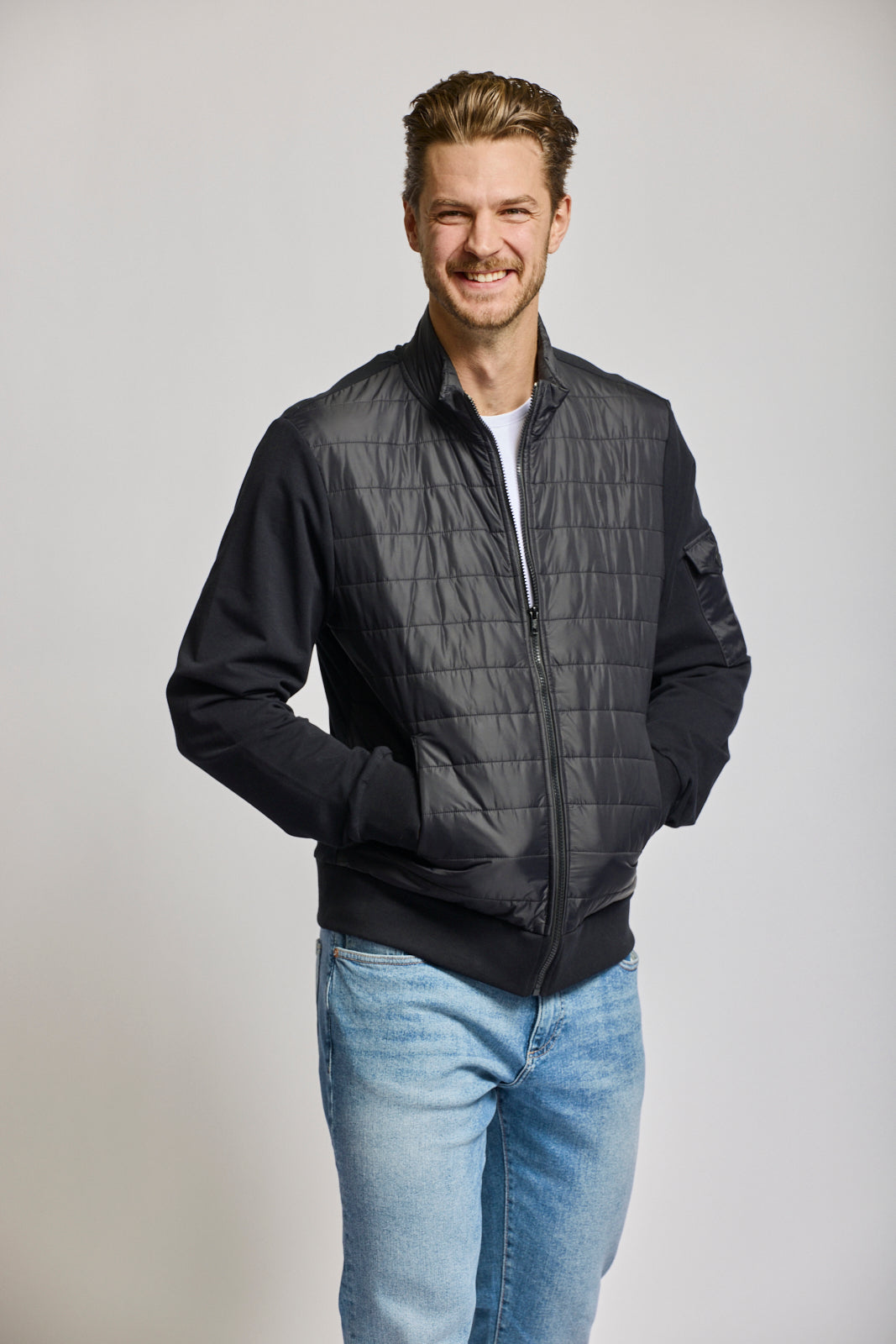 Easy Mondays Light Jacket Black