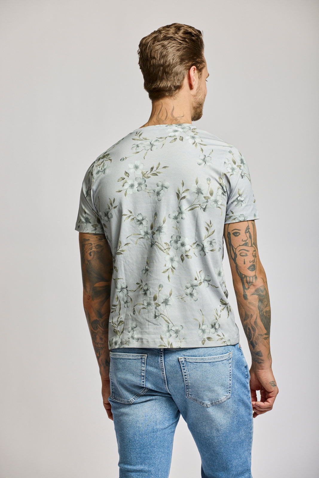 Easy Mondays Printed Crew Neck Grey Floral