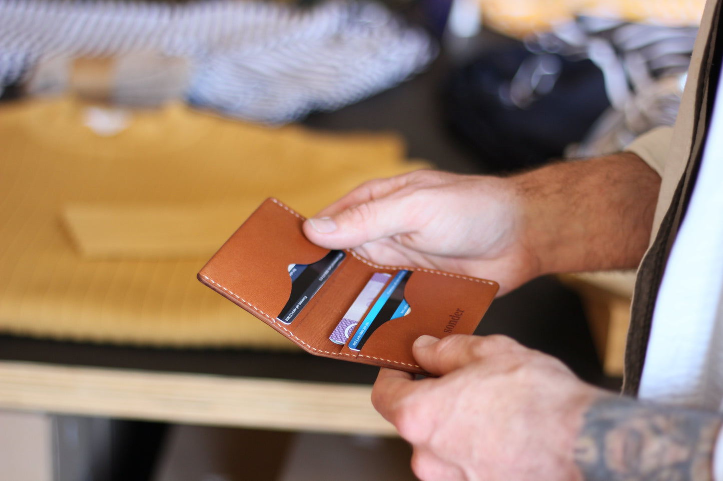 Sonder Driving Wallet Tan