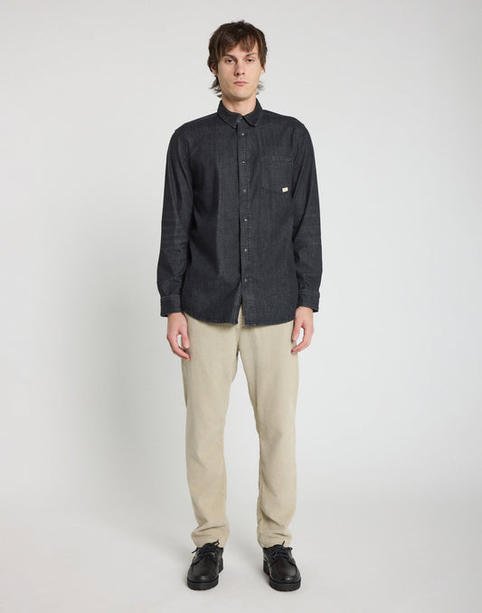 Pull-in Dening Beach Corduroy Gravel