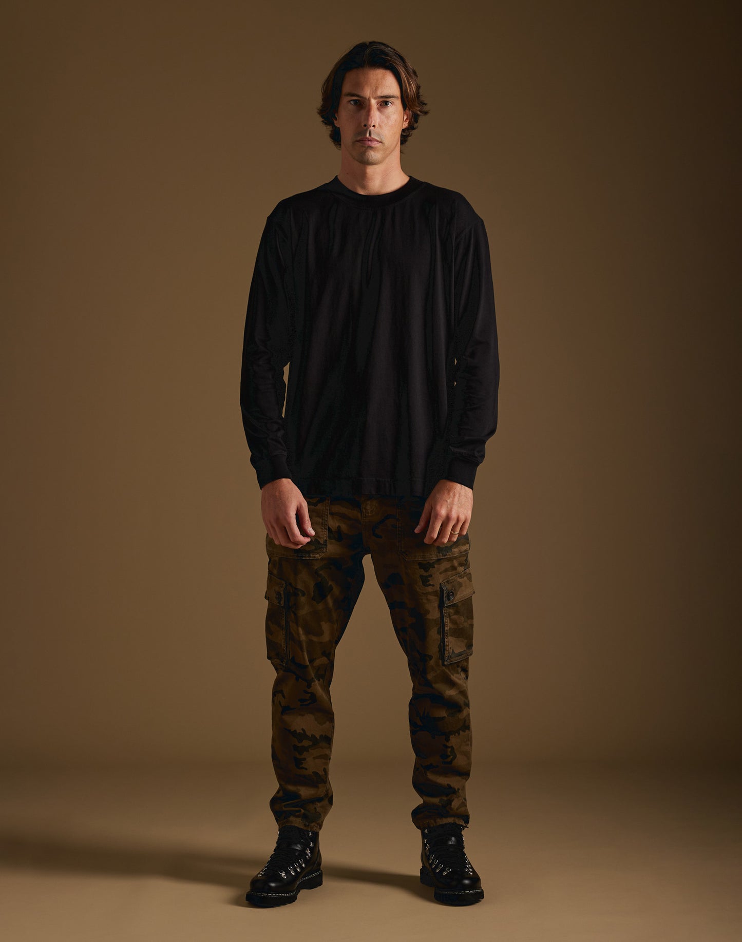 Pull-in TSH Long Sleeve Black
