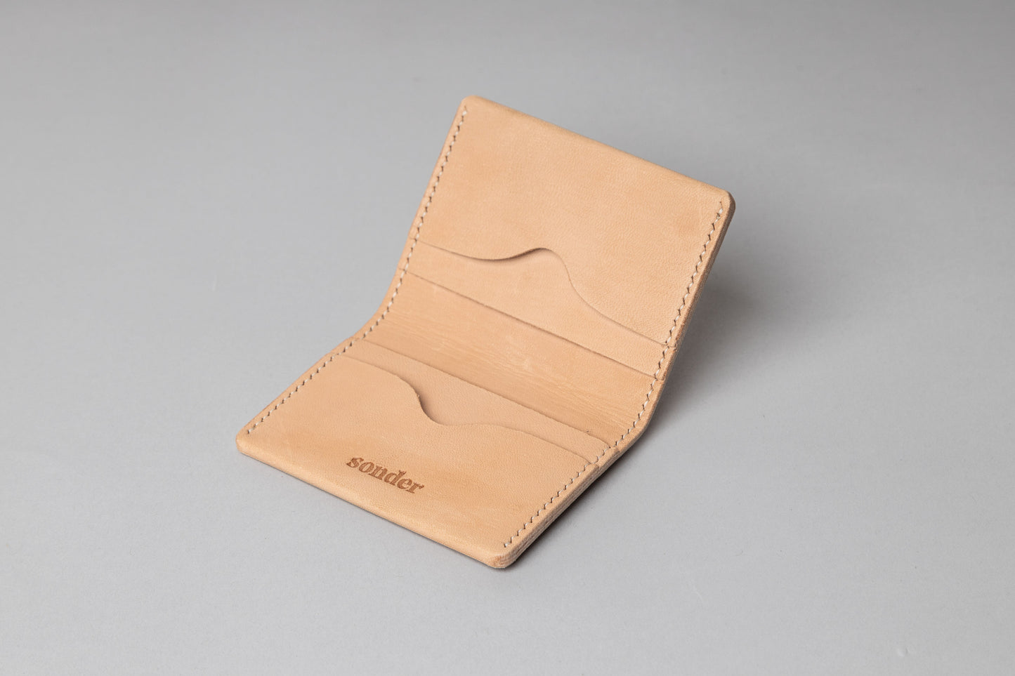 Sonder Driving Wallet Natural