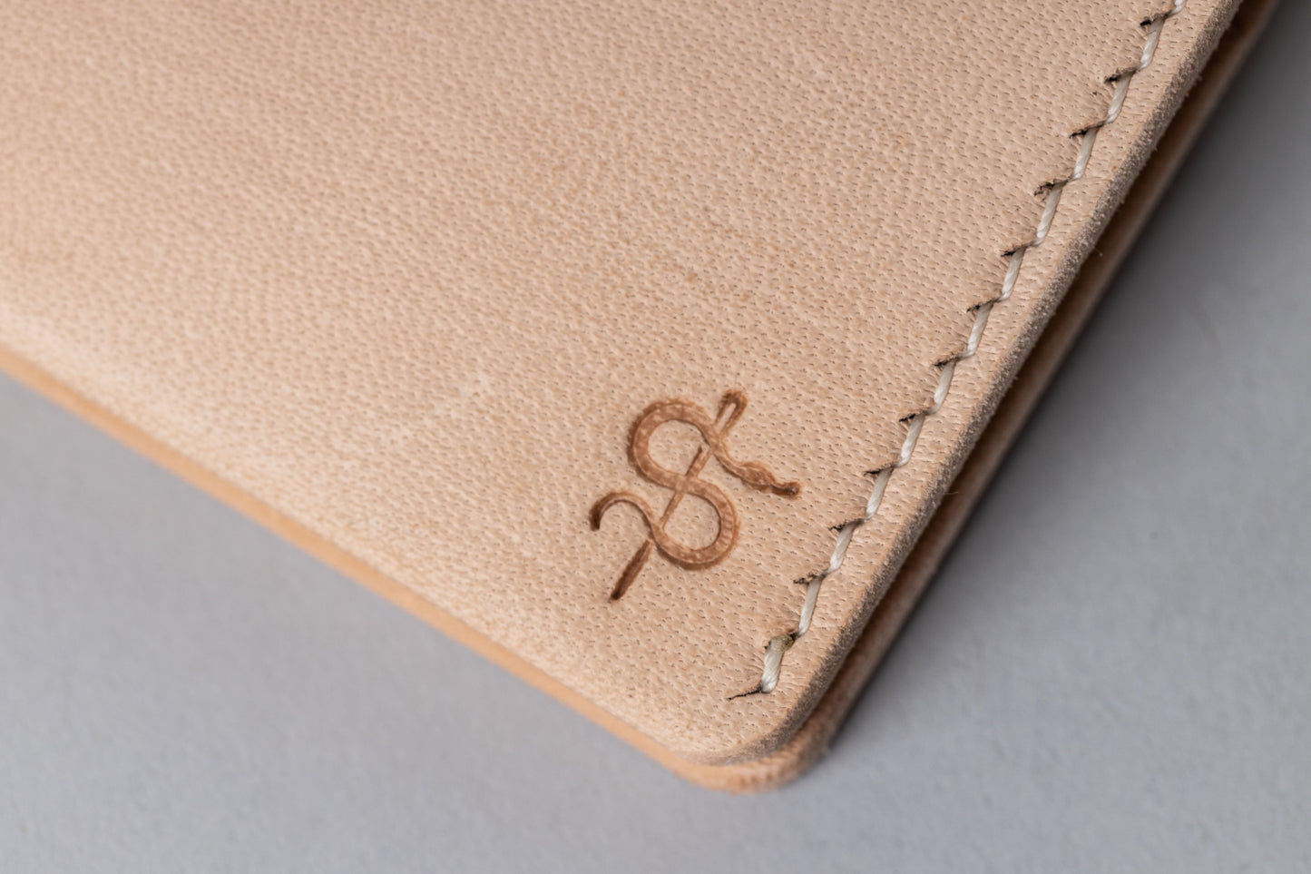 Sonder Driving Wallet Natural