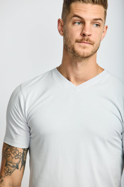 Easy Mondays CORE V Neck Cloud