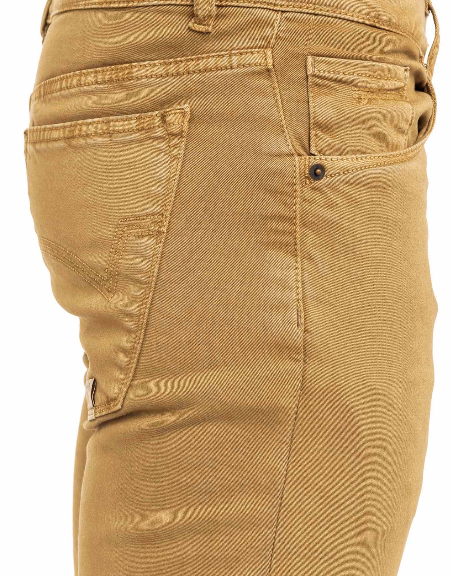 Pull-in Dening Jump Desert