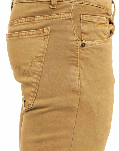 Pull-in Dening Jump Desert